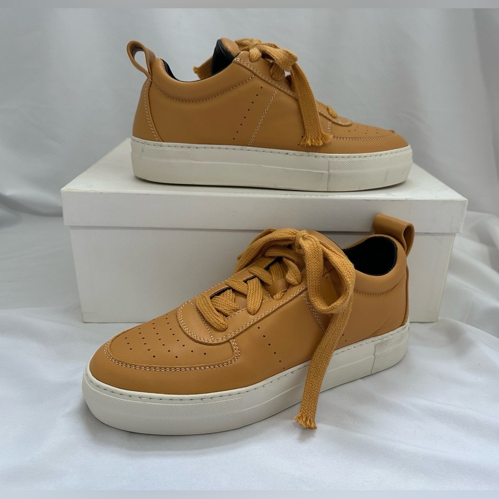 New in box - Helmut Lang Padded Low Top Sneaker - Size 38